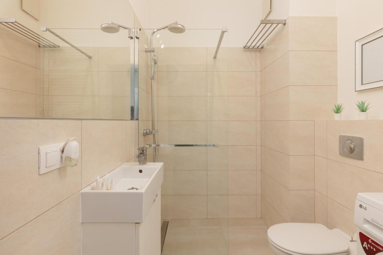 Niemcewicza Pet-Friendly Apartment By Noclegi Renters Varsovie Extérieur photo